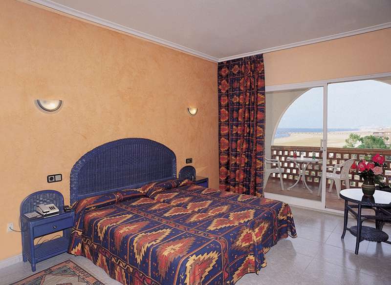 4R Gran Europe Hotel Coma-ruga Exterior photo