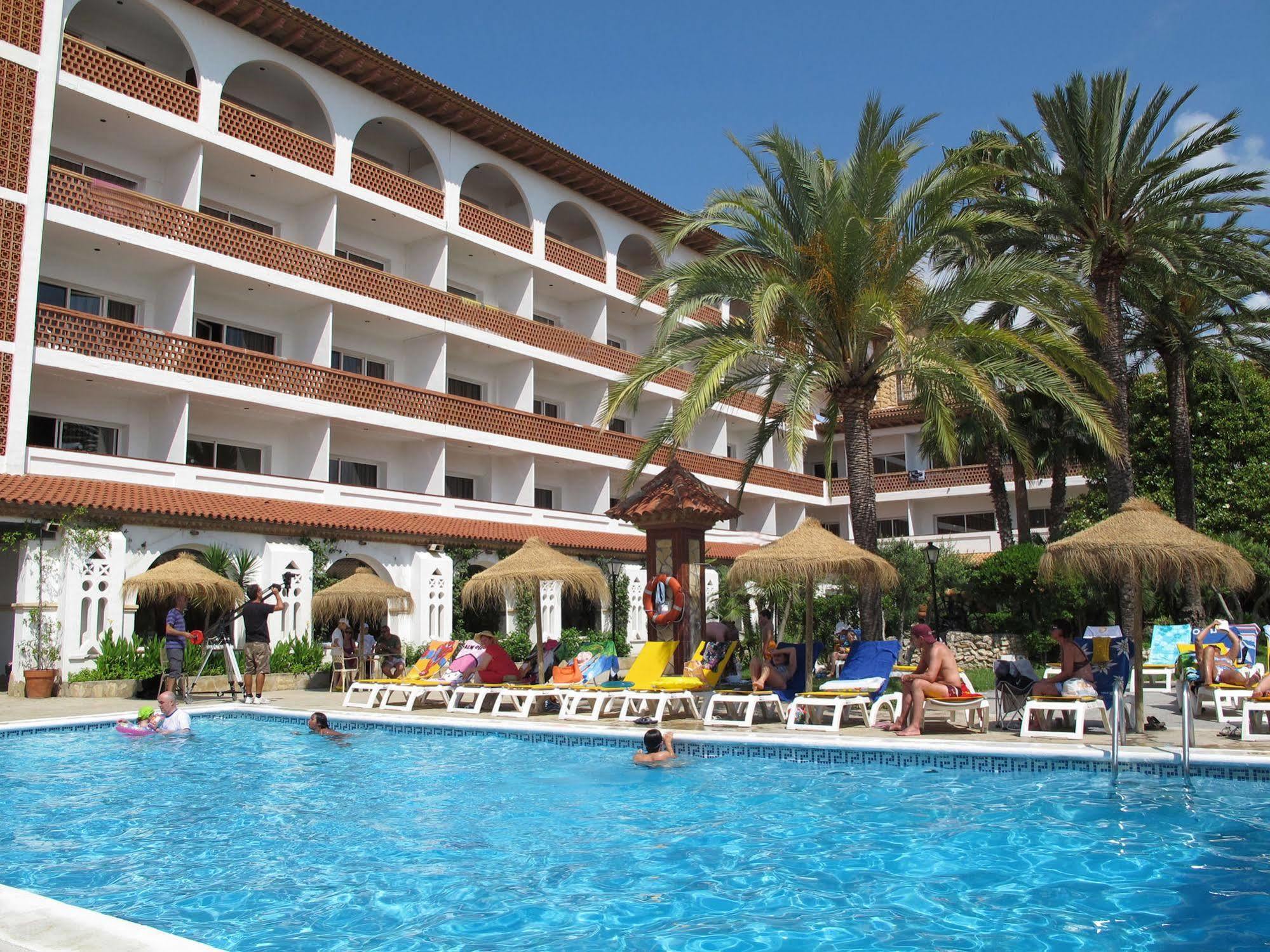 4R Gran Europe Hotel Coma-ruga Exterior photo